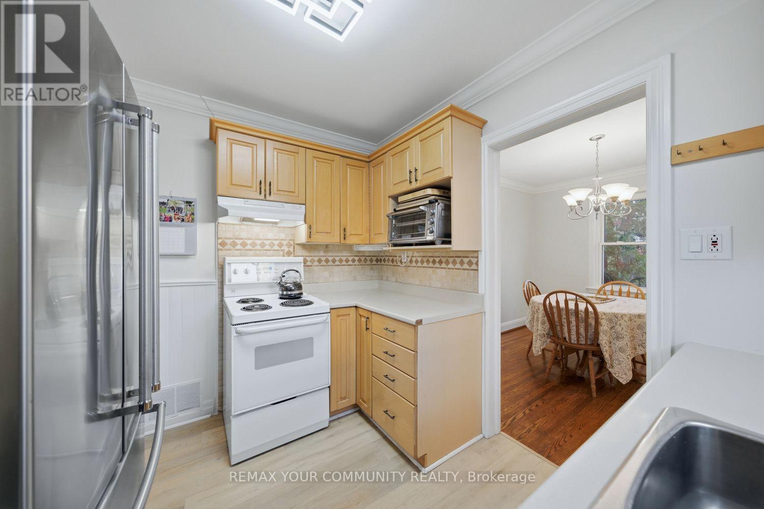 25 Murrie Street, Toronto, Ontario  M8V 1X6 - Photo 16 - W13122272