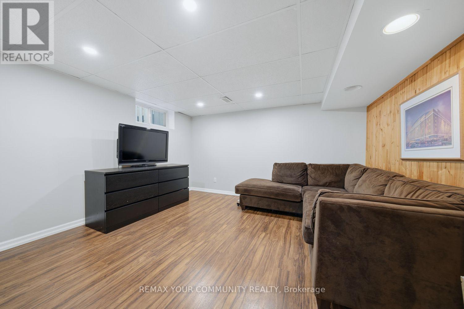 25 Murrie Street, Toronto, Ontario  M8V 1X6 - Photo 29 - W13122272