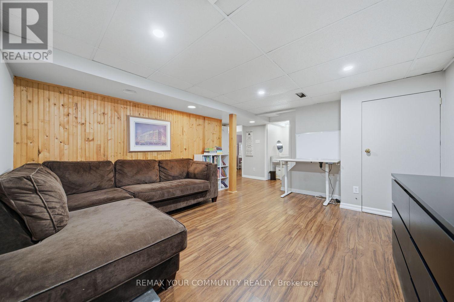 25 Murrie Street, Toronto, Ontario  M8V 1X6 - Photo 31 - W13122272