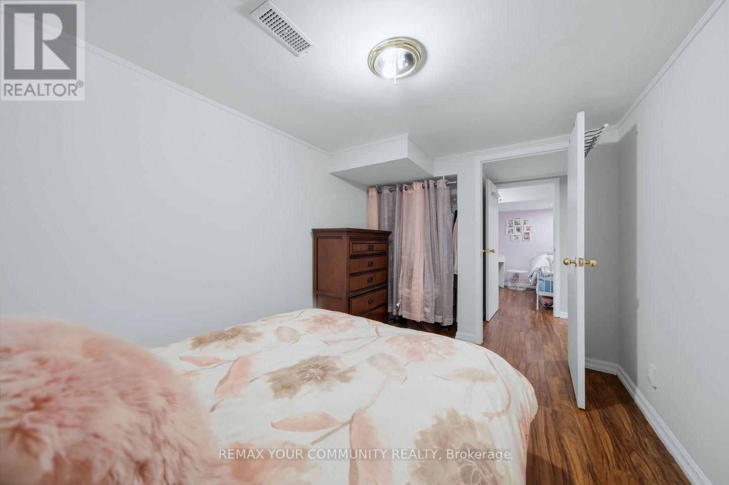 25 Murrie Street, Toronto, Ontario  M8V 1X6 - Photo 34 - W13122272