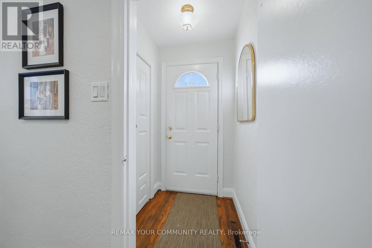 25 Murrie Street, Toronto, Ontario  M8V 1X6 - Photo 6 - W13122272