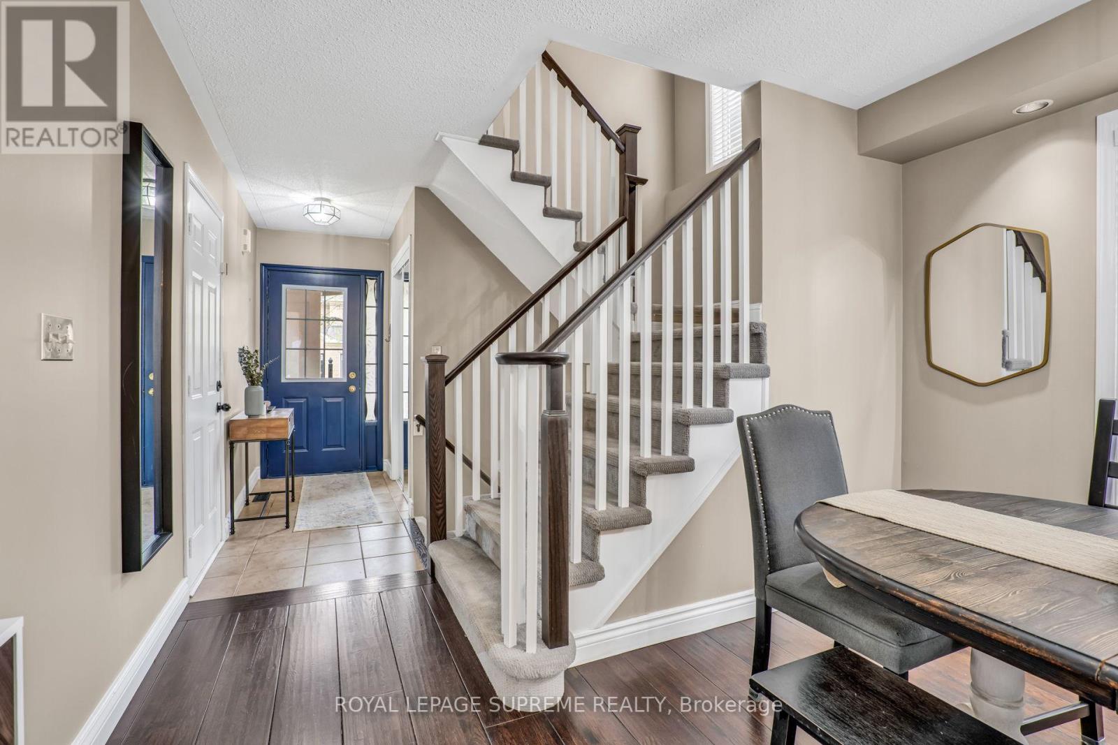 1063 Barclay Circle, Milton, Ontario  L9T 5W3 - Photo 6 - W13122286