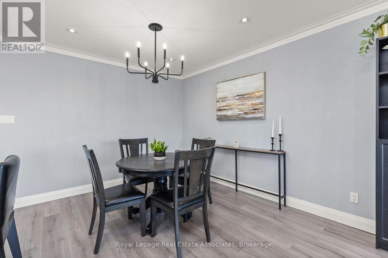 66 Kingsmere Crescent, Brampton, Ontario  L6X 1Z4 - Photo 11 - W13122334