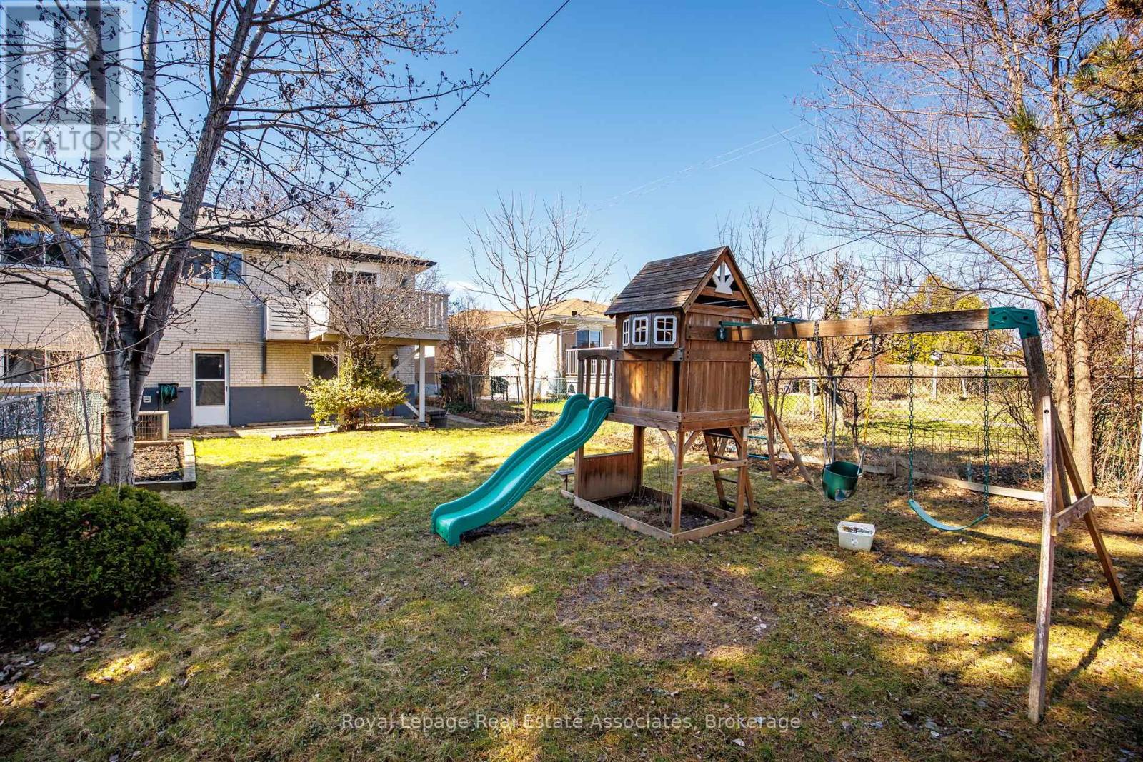 66 Kingsmere Crescent, Brampton, Ontario  L6X 1Z4 - Photo 31 - W13122334