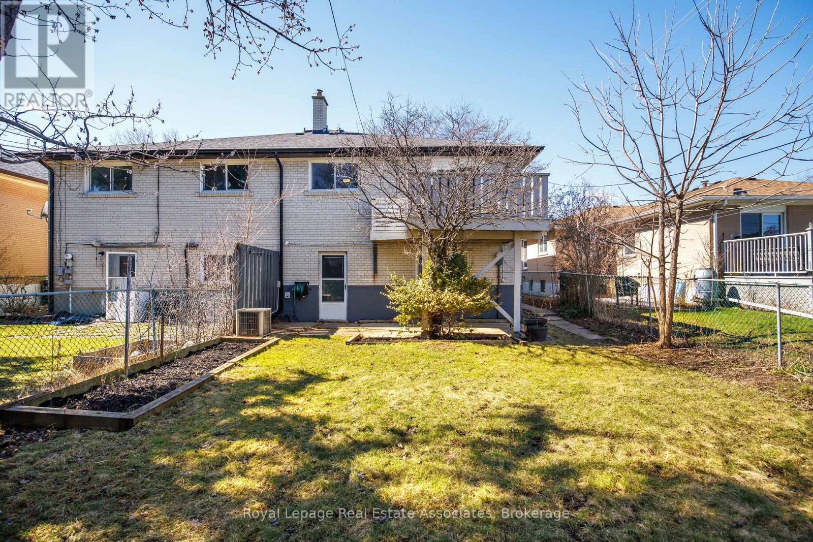 66 Kingsmere Crescent, Brampton, Ontario  L6X 1Z4 - Photo 48 - W13122334