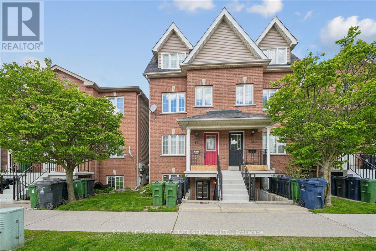14 CONNOLLY STREET, Toronto, Ontario
