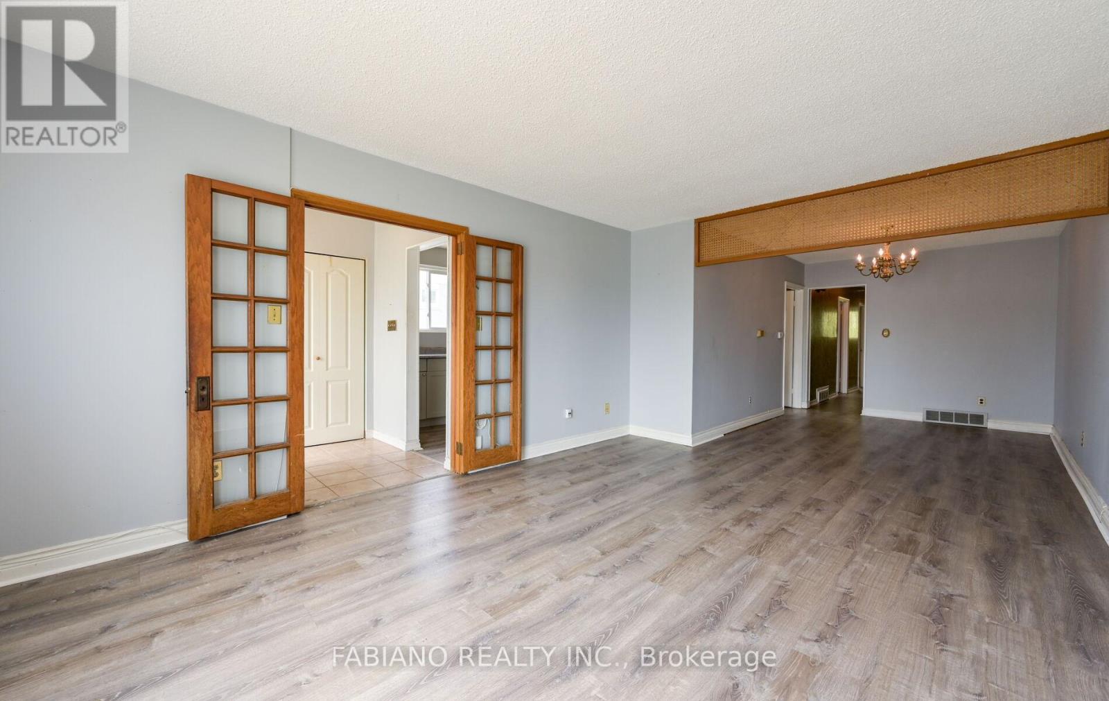 35 Murchison Crescent, Toronto, Ontario  M9V 3P5 - Photo 14 - W13122554