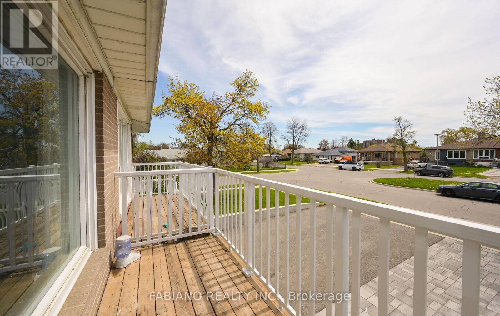 35 Murchison Crescent, Toronto, Ontario  M9V 3P5 - Photo 17 - W13122554