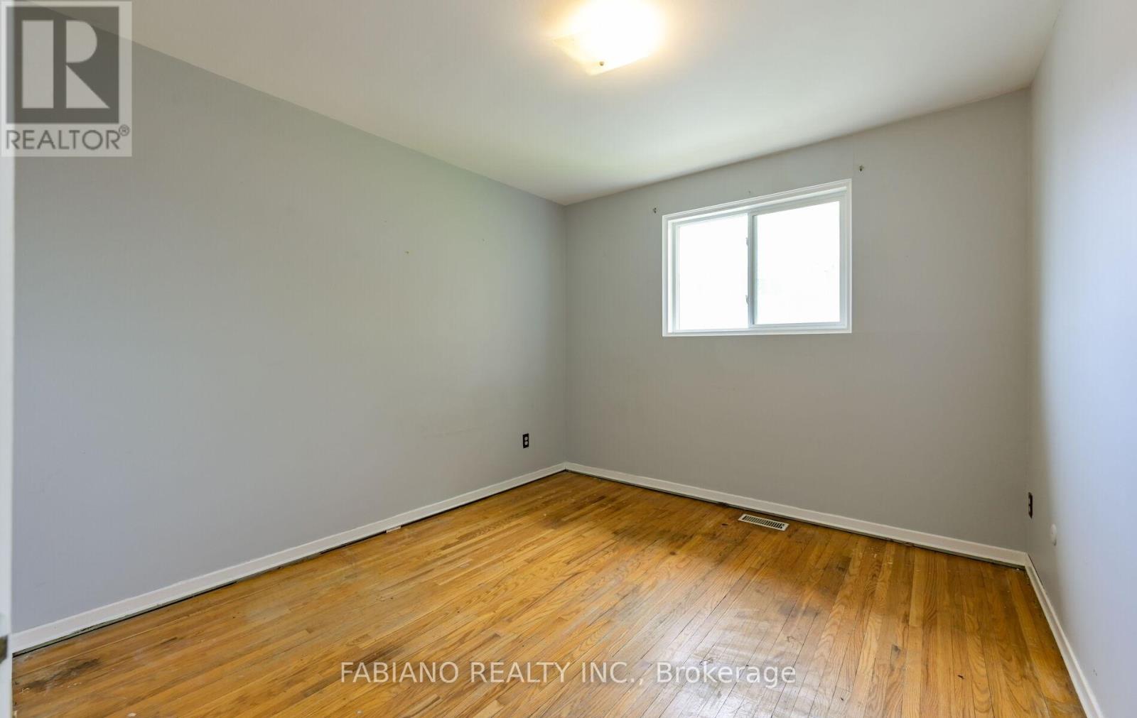 35 Murchison Crescent, Toronto, Ontario  M9V 3P5 - Photo 21 - W13122554