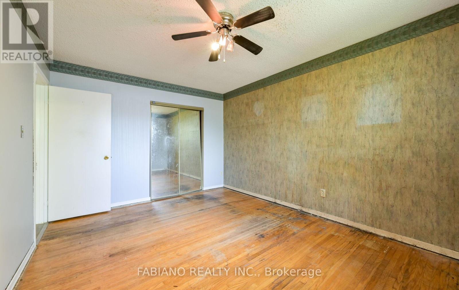 35 Murchison Crescent, Toronto, Ontario  M9V 3P5 - Photo 26 - W13122554