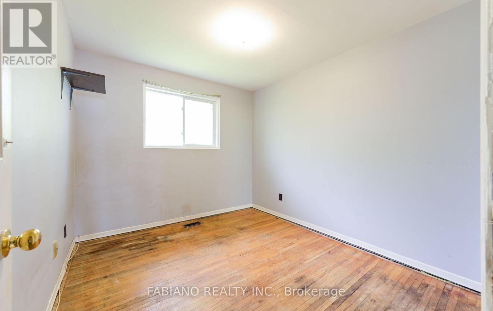 35 Murchison Crescent, Toronto, Ontario  M9V 3P5 - Photo 27 - W13122554