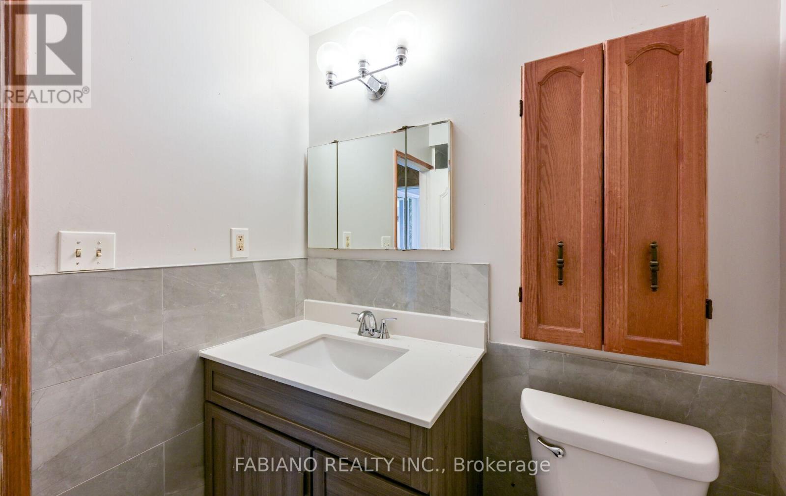 35 Murchison Crescent, Toronto, Ontario  M9V 3P5 - Photo 32 - W13122554