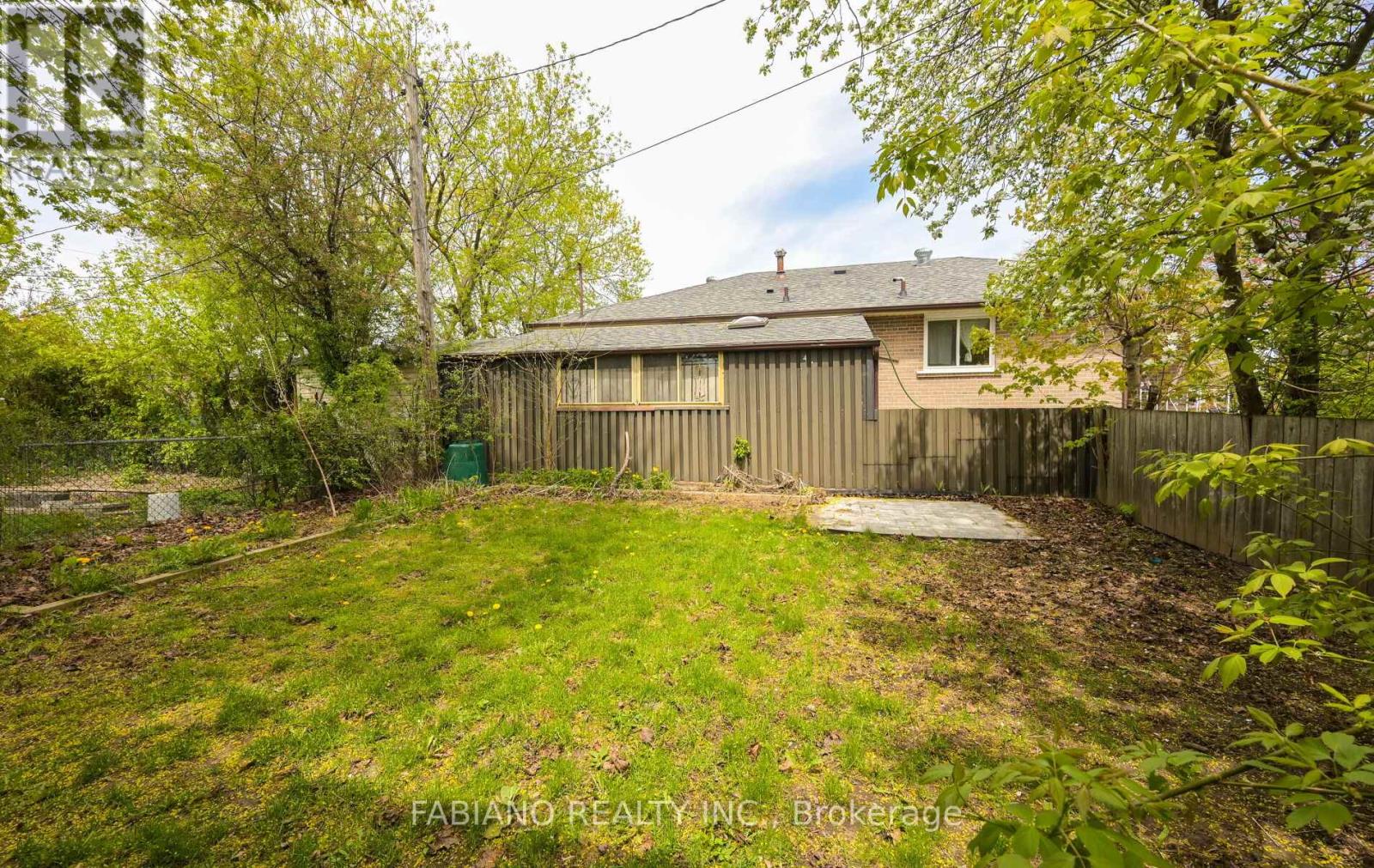 35 Murchison Crescent, Toronto, Ontario  M9V 3P5 - Photo 47 - W13122554