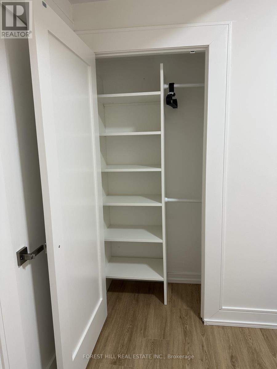 1a - 171 Cedric Avenue, Toronto, Ontario  M6C 3X7 - Photo 5 - C13027912