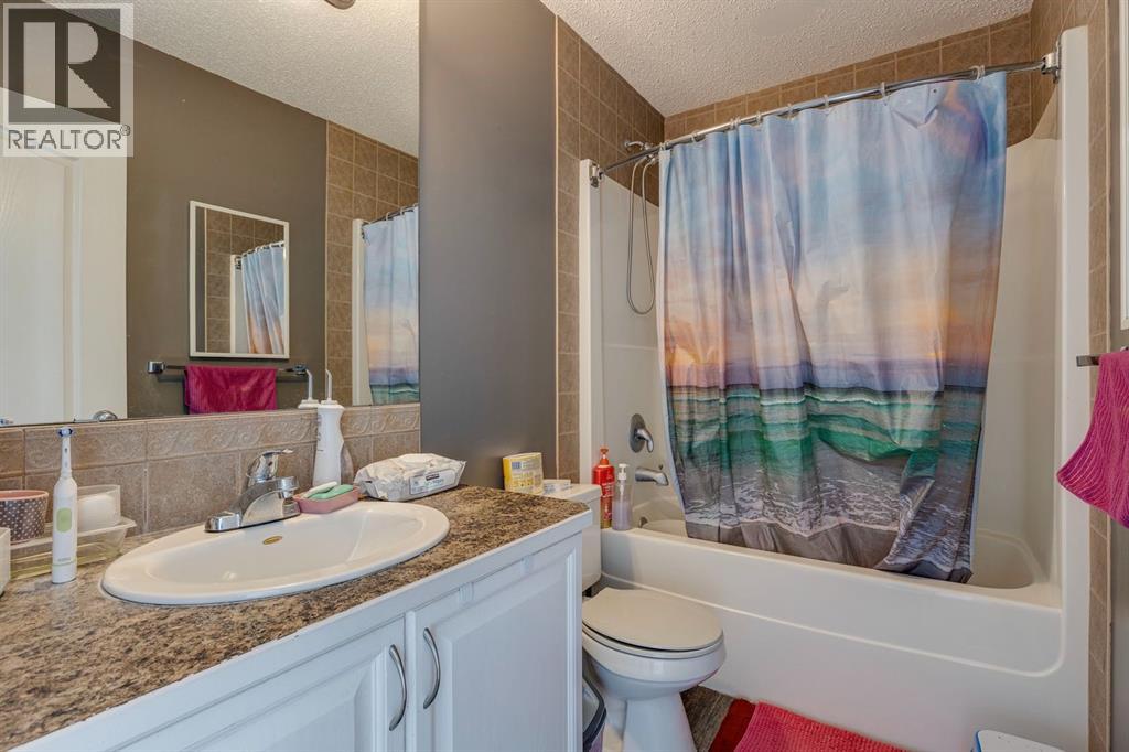 47 Westmount Road, Okotoks, Alberta T1S 2J3 - Photo 13 - A2310716
