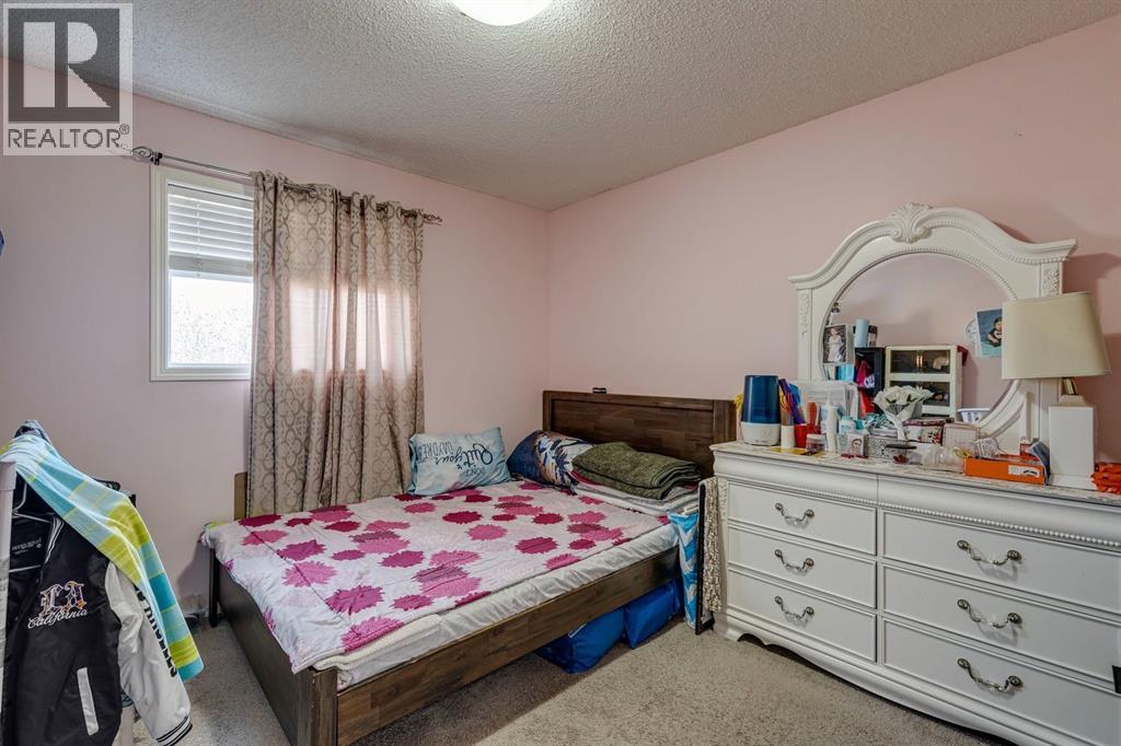 47 Westmount Road, Okotoks, Alberta T1S 2J3 - Photo 15 - A2310716