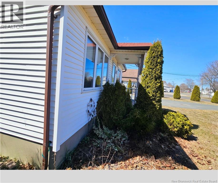 3783 Rue Principale, Tracadie, New Brunswick  E1X 1E3 - Photo 10 - NB136830