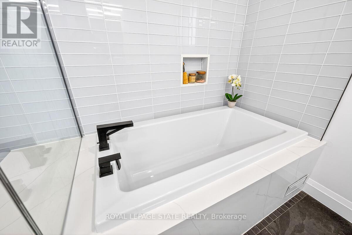 9 Ben Tirran Crescent, Hamilton, Ontario  L8G 4V8 - Photo 27 - X13122388