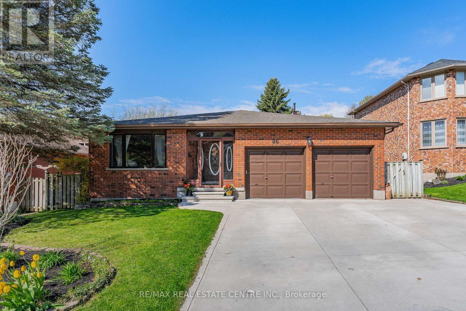 86 Chimney Hill Drive, Cambridge, Ontario  N1T 1H3 - Photo 3 - X13122390