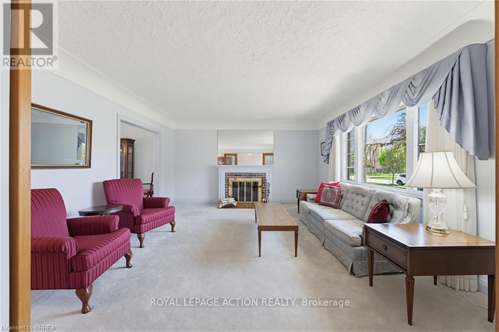 90 Henderson Avenue, Brantford, Ontario  N3R 4V9 - Photo 7 - X13122422