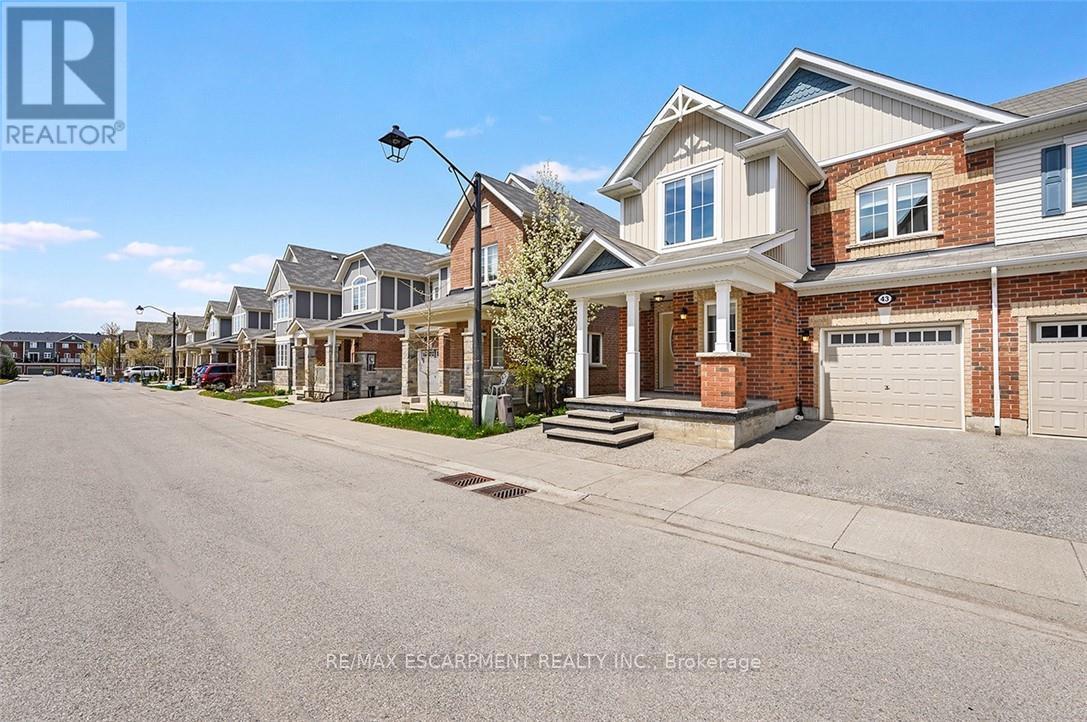 43 - 22 Spring Creek Drive, Hamilton, Ontario  L0R 2H8 - Photo 2 - X13122434