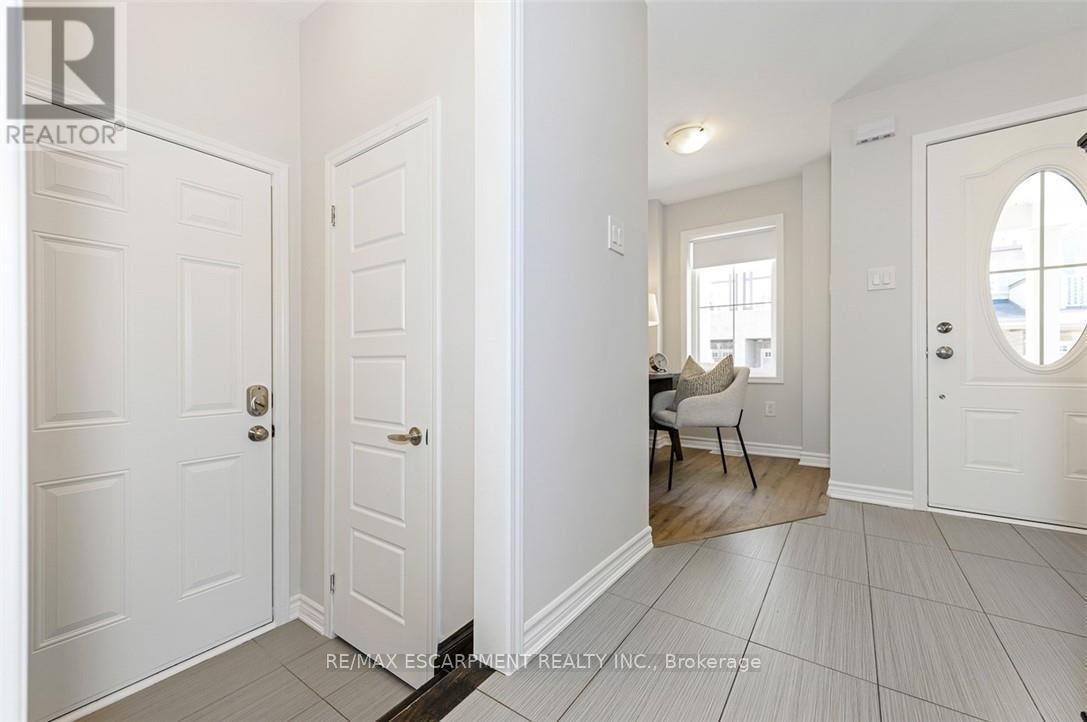 43 - 22 Spring Creek Drive, Hamilton, Ontario  L0R 2H8 - Photo 6 - X13122434
