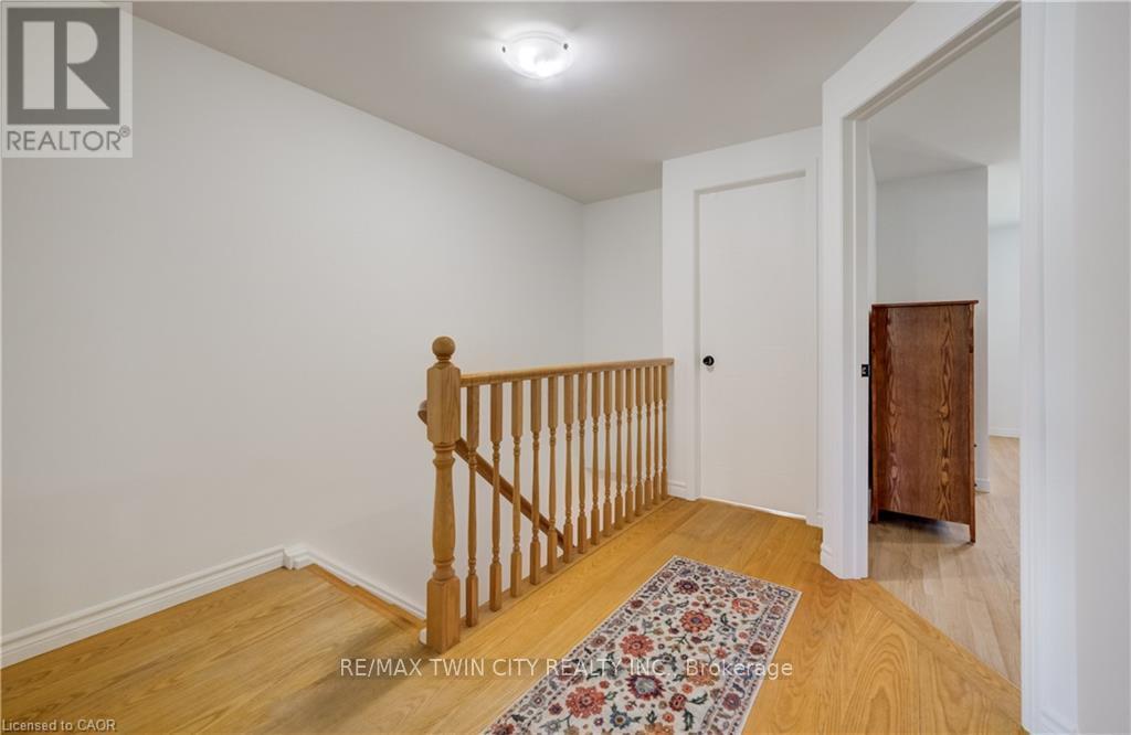 466a Exmoor Street, Waterloo, Ontario  N2K 3T7 - Photo 12 - X13122488