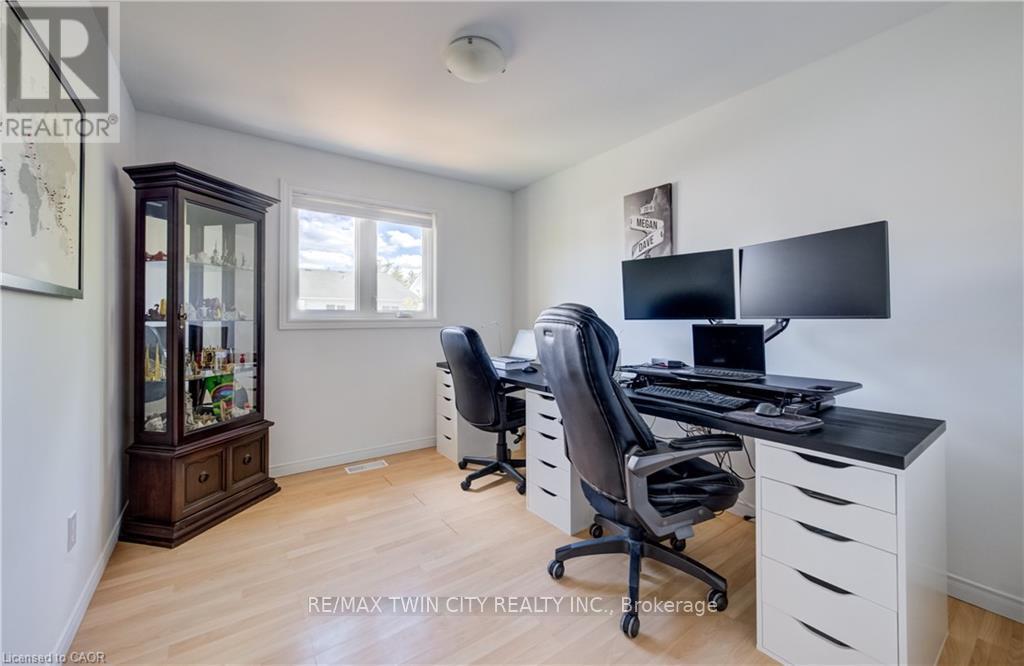 466a Exmoor Street, Waterloo, Ontario  N2K 3T7 - Photo 14 - X13122488