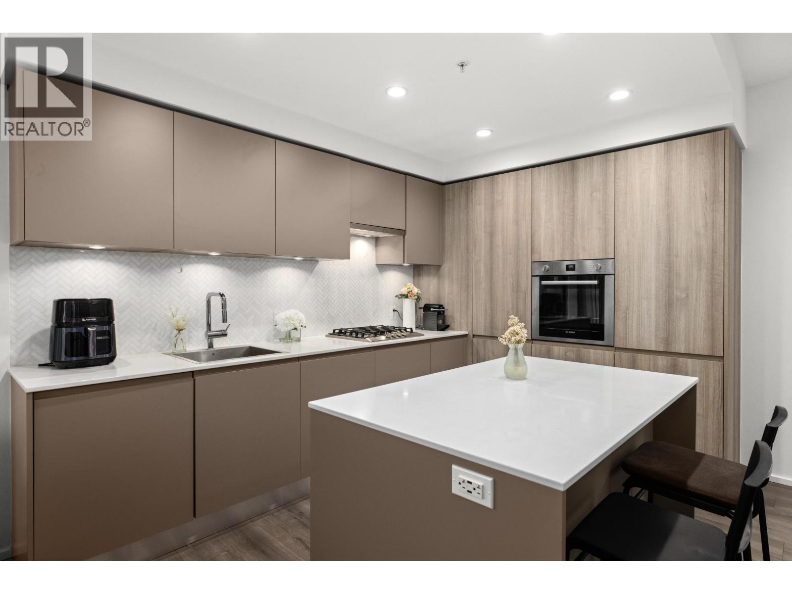 905 3833 Evergreen Place, Burnaby, British Columbia  V3J 0M2 - Photo 6 - R3123133