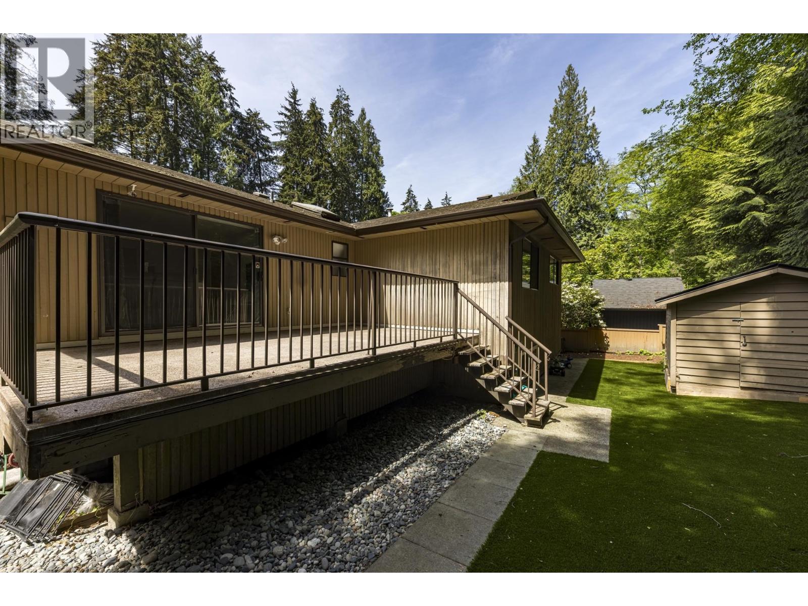 1184 Riverside Drive, North Vancouver, British Columbia  V7H 1V5 - Photo 23 - R3123136