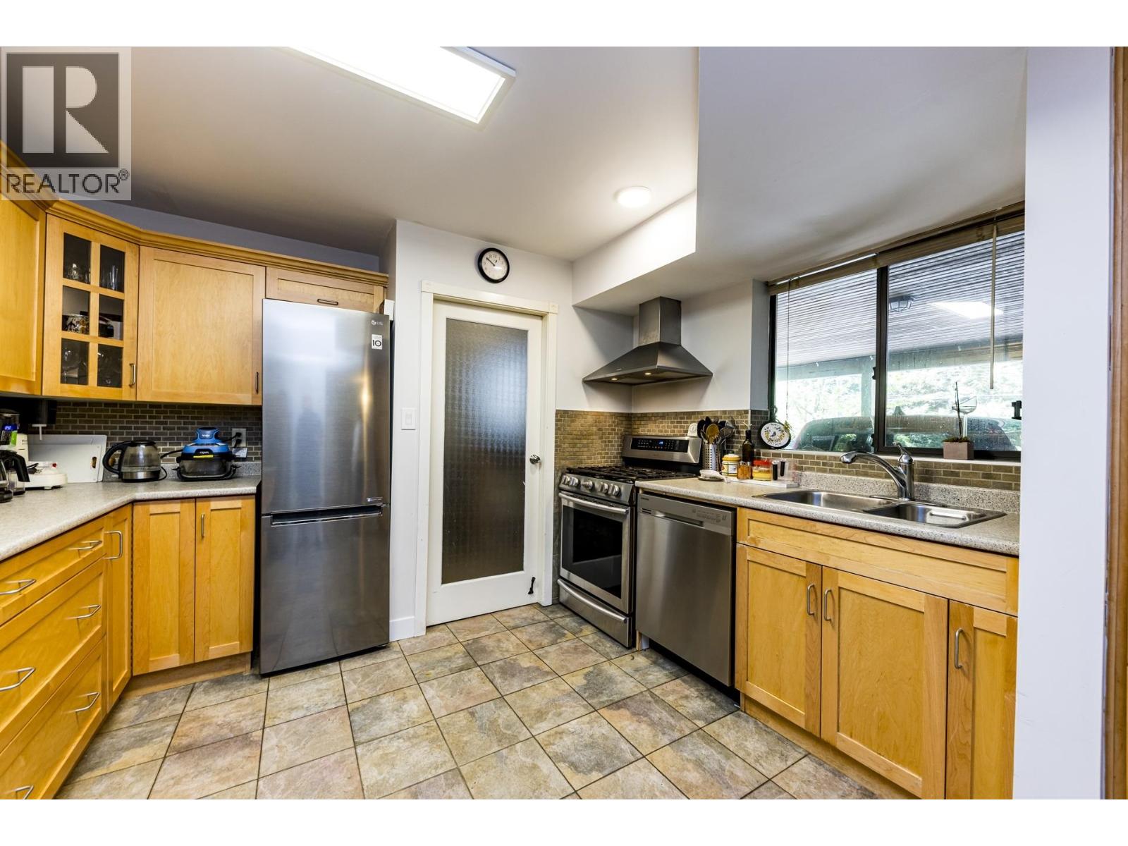 1184 Riverside Drive, North Vancouver, British Columbia  V7H 1V5 - Photo 29 - R3123136