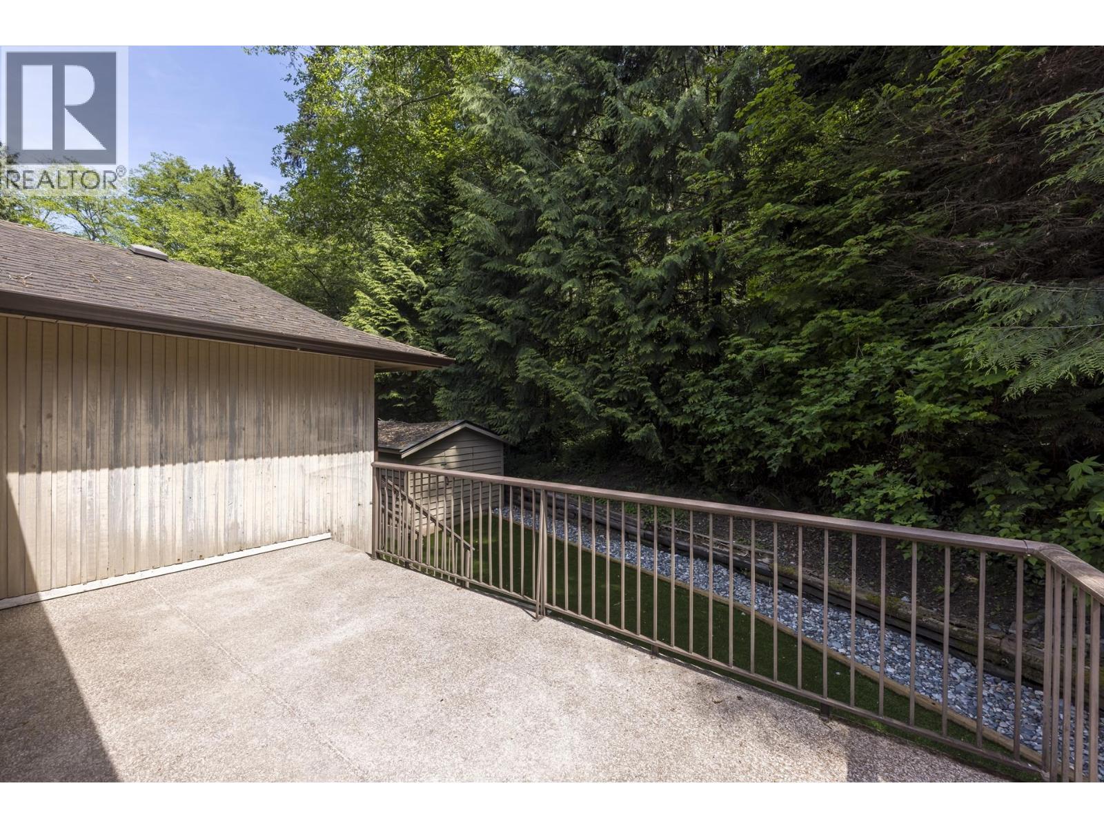 1184 Riverside Drive, North Vancouver, British Columbia  V7H 1V5 - Photo 5 - R3123136