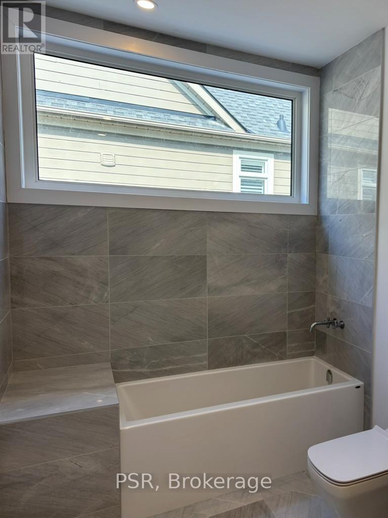 8 Baypoint Court, Gravenhurst, Ontario  P1P 0A2 - Photo 9 - X13122646