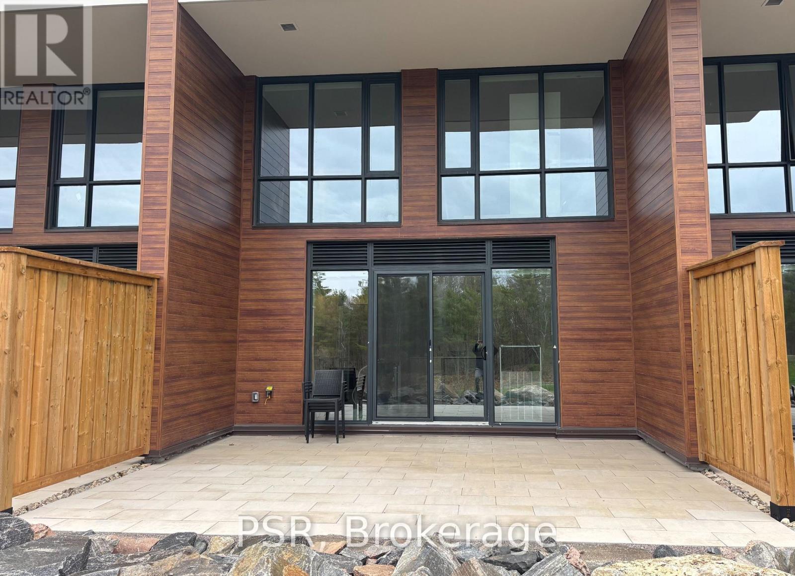 108 - 100 Carrick Trail, Gravenhurst, Ontario  P1P 0J5 - Photo 2 - X13122656