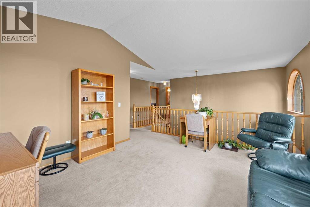 30 Gleneagles View, Cochrane, Alberta  T0L 0W2 - Photo 22 - A2308711