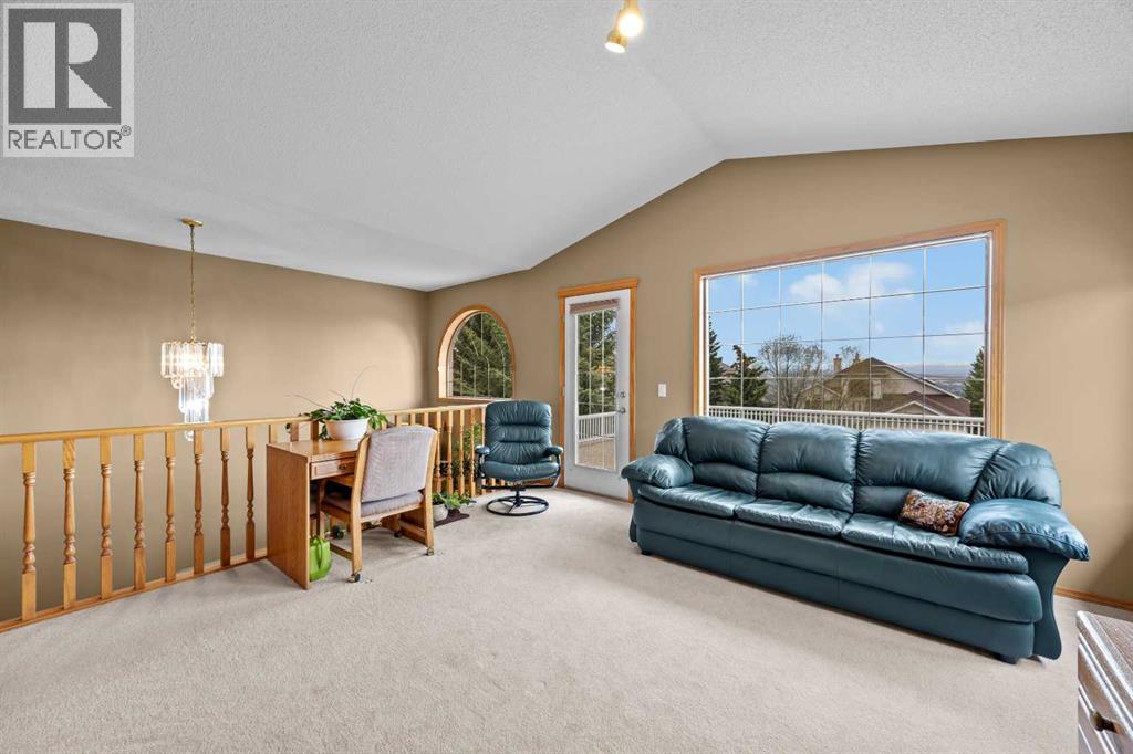 30 Gleneagles View, Cochrane, Alberta  T0L 0W2 - Photo 23 - A2308711
