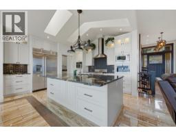 2200 Cortina Drive, Kelowna, British Columbia  V1P 1V1 - Photo 9 - 10386056
