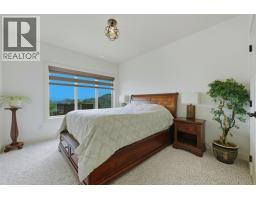 2200 Cortina Drive, Kelowna, British Columbia  V1P 1V1 - Photo 38 - 10386056