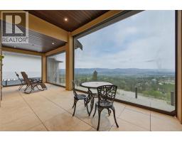 2200 Cortina Drive, Kelowna, British Columbia  V1P 1V1 - Photo 19 - 10386056