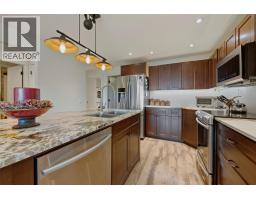 2200 Cortina Drive, Kelowna, British Columbia  V1P 1V1 - Photo 47 - 10386056