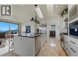 2200 Cortina Drive, Kelowna, British Columbia  V1P 1V1 - Photo 7 - 10386056