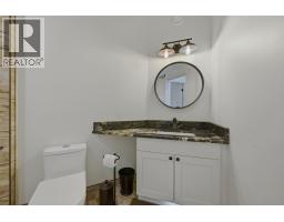 2200 Cortina Drive, Kelowna, British Columbia  V1P 1V1 - Photo 30 - 10386056