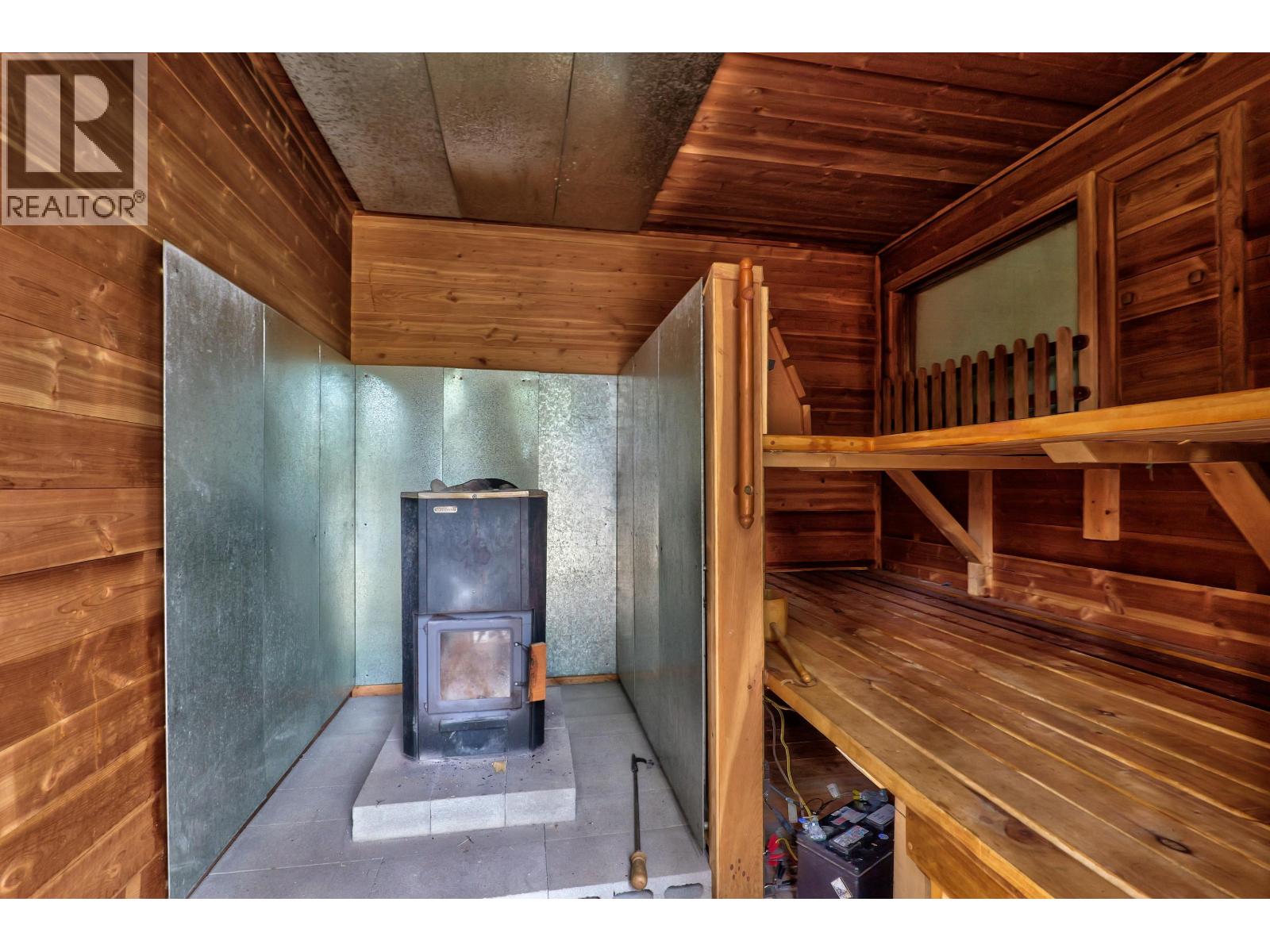 7815 Bell Road, Bridge Lake, British Columbia  V0K 1X2 - Photo 17 - R3123172