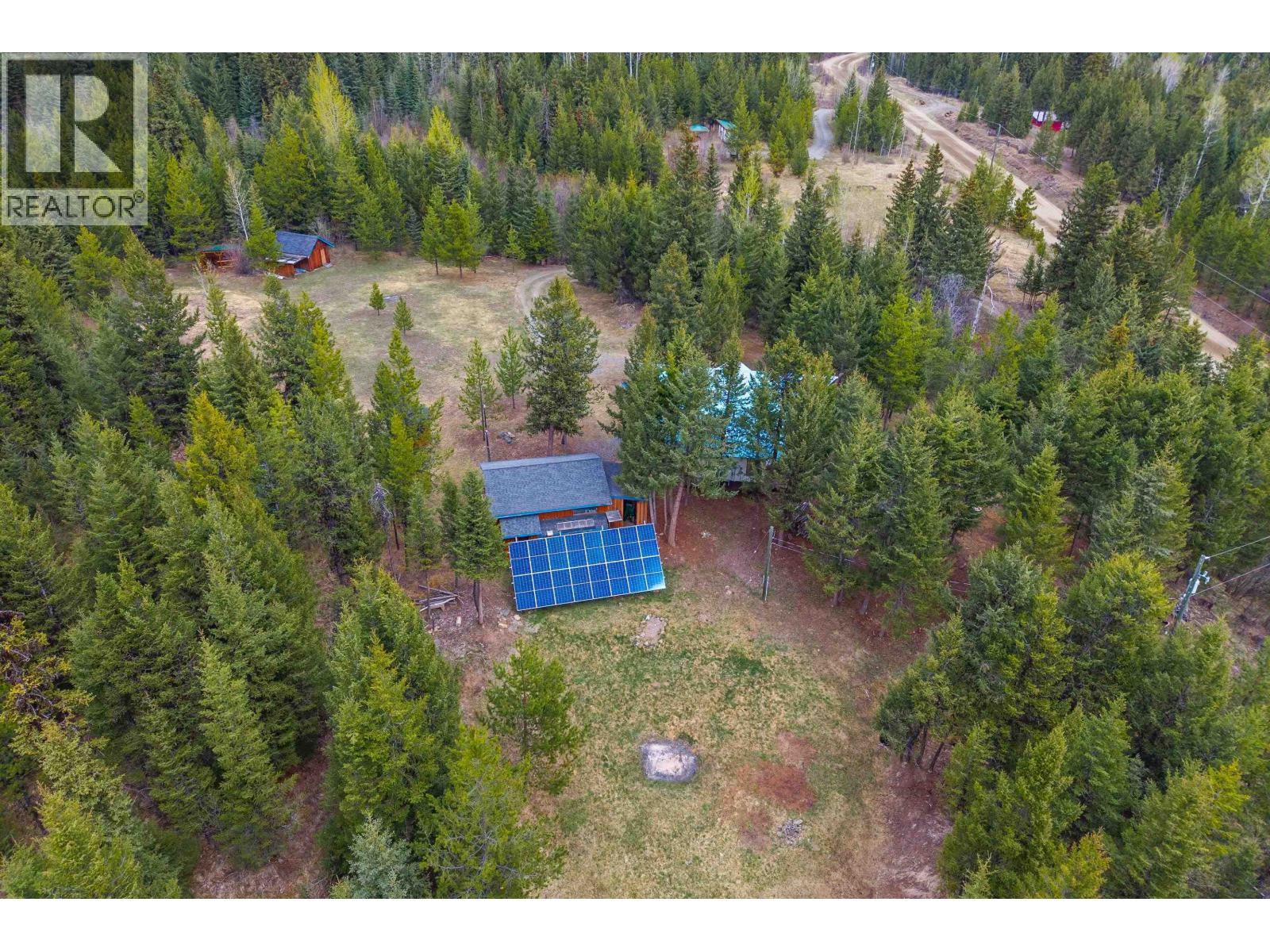 7815 Bell Road, Bridge Lake, British Columbia  V0K 1X2 - Photo 19 - R3123172