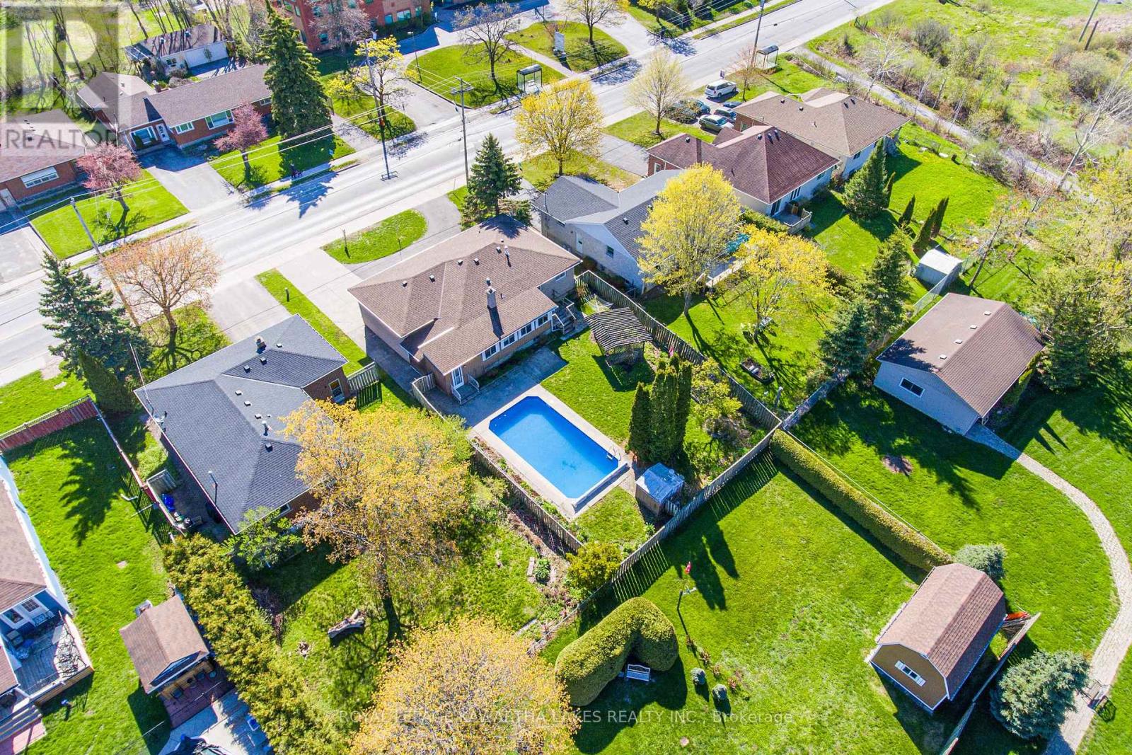 89 Angeline Street S, Kawartha Lakes, Ontario  K9V 3L4 - Photo 38 - X12615912