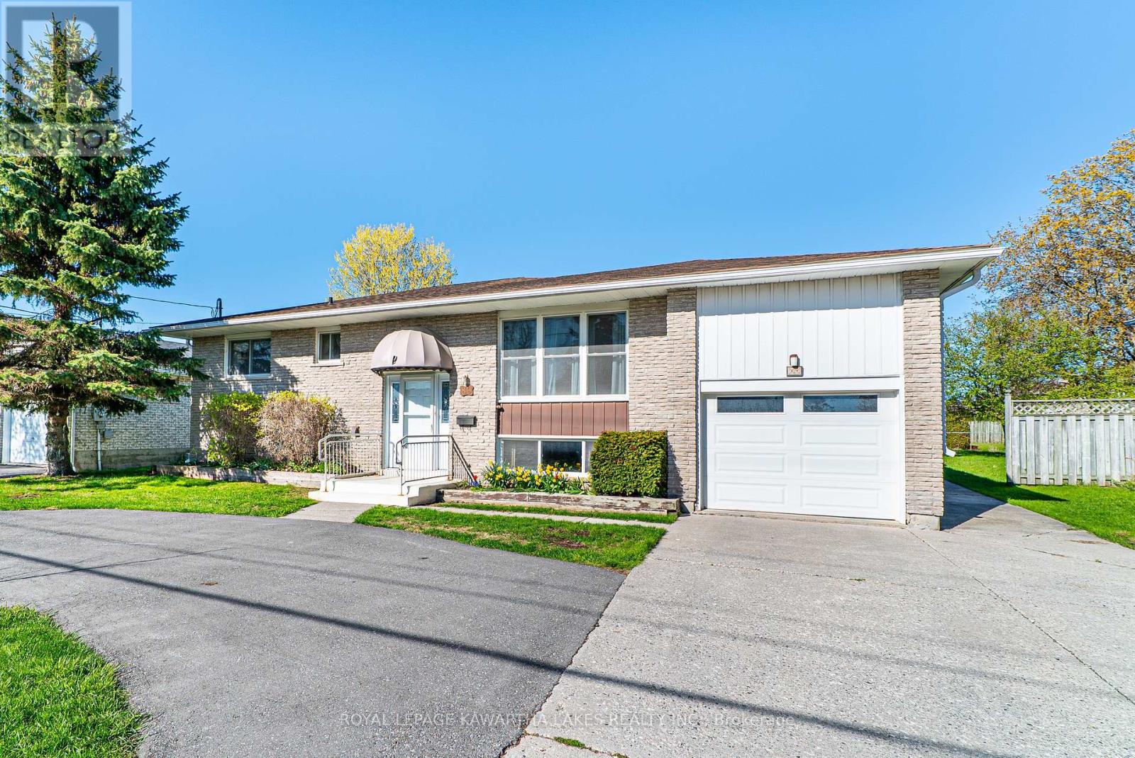 89 Angeline Street S, Kawartha Lakes, Ontario  K9V 3L4 - Photo 47 - X12615912