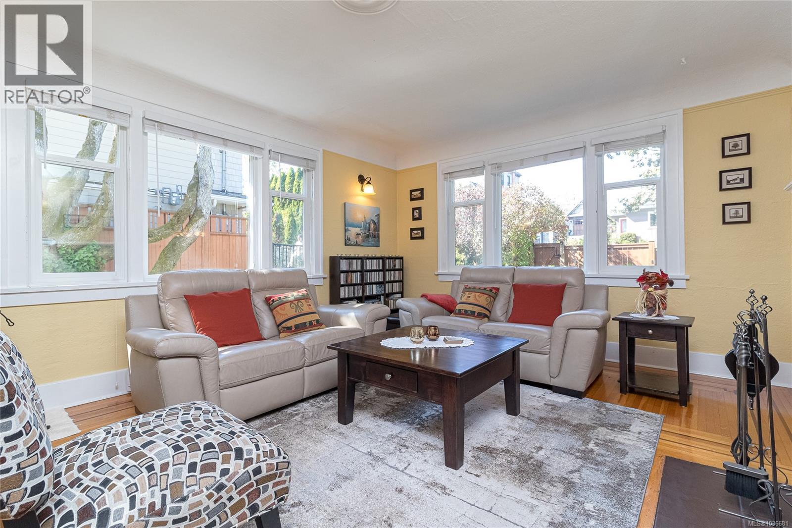 1959 Hampshire Rd, Oak Bay, British Columbia  V8R 5T9 - Photo 13 - 1036681