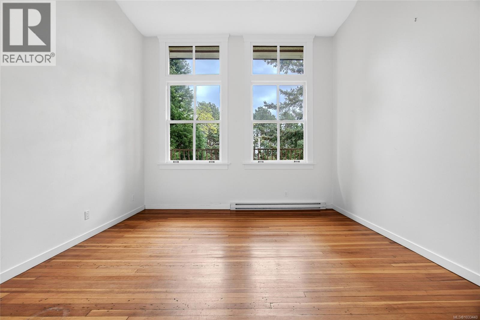 306 120 Douglas St, Victoria, British Columbia  V8V 2N9 - Photo 24 - 1033440