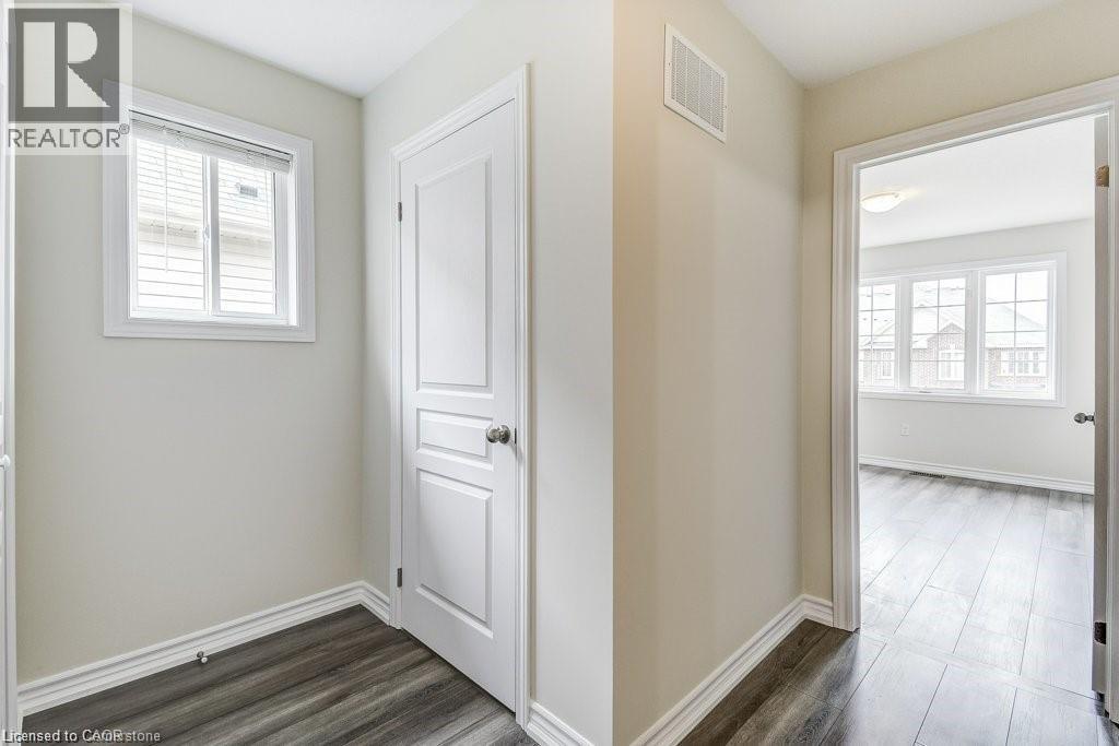 16 Hiscott Drive, Waterdown, Ontario  L8B 0A3 - Photo 12 - 40829957