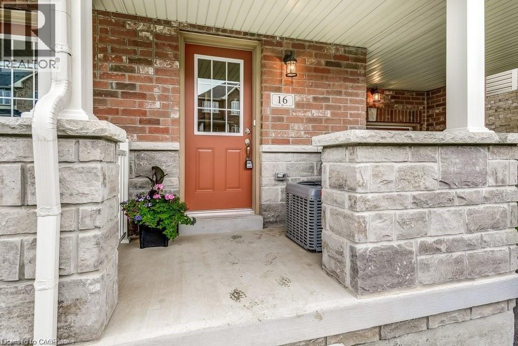 16 Hiscott Drive, Waterdown, Ontario  L8B 0A3 - Photo 2 - 40829957